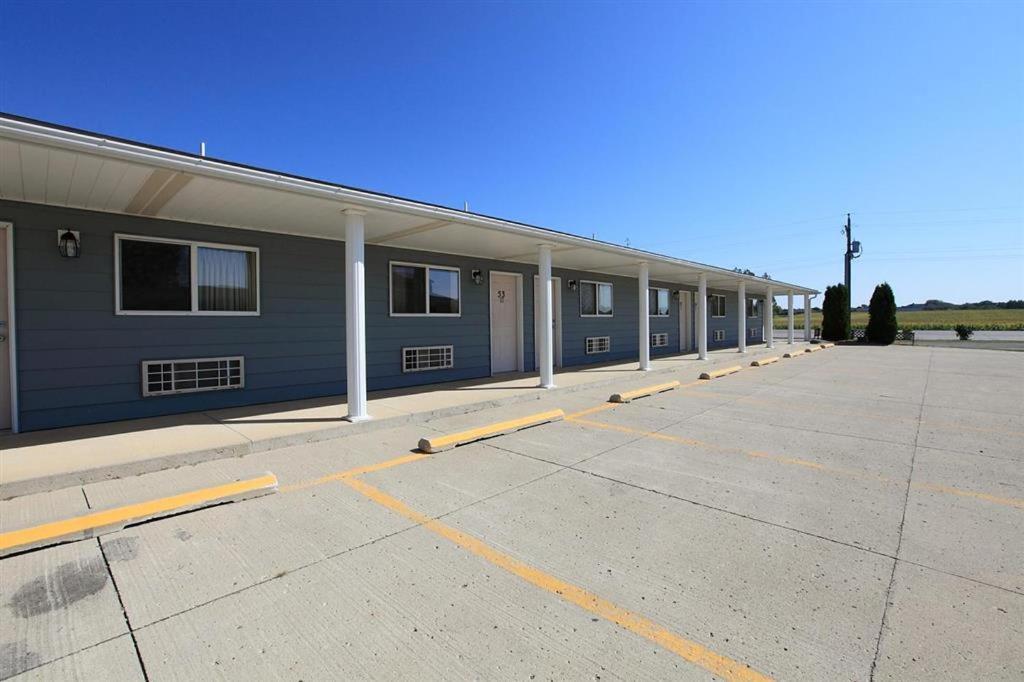 Americas Best Value Inn Suburban Emmetsburg Exteriör bild