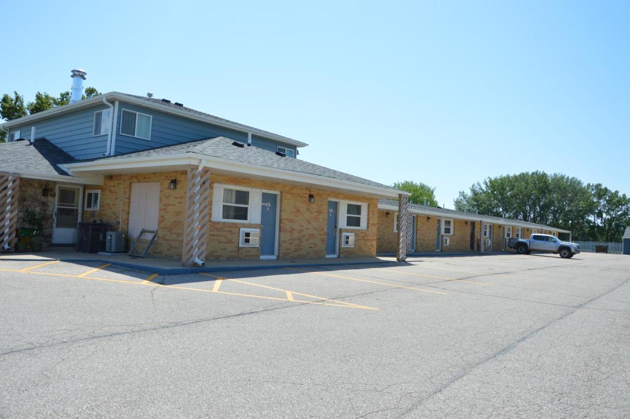 Americas Best Value Inn Suburban Emmetsburg Exteriör bild